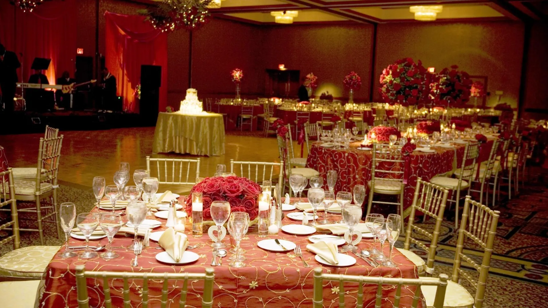 The Plaza Hotel Columbus At Capitol Square
