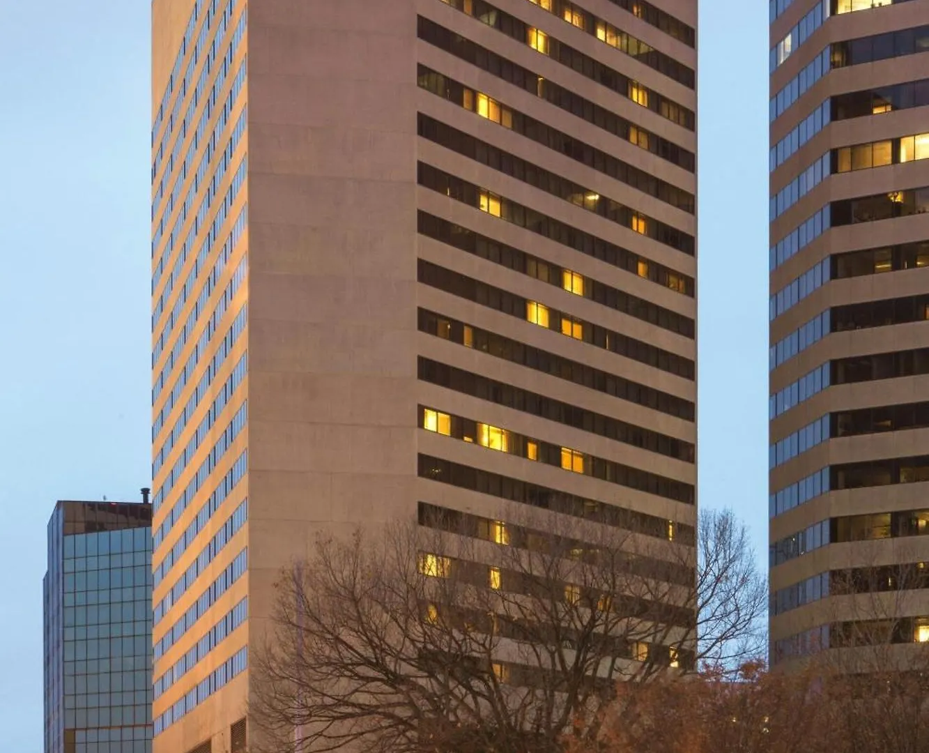 The Plaza Hotel Columbus At Capitol Square