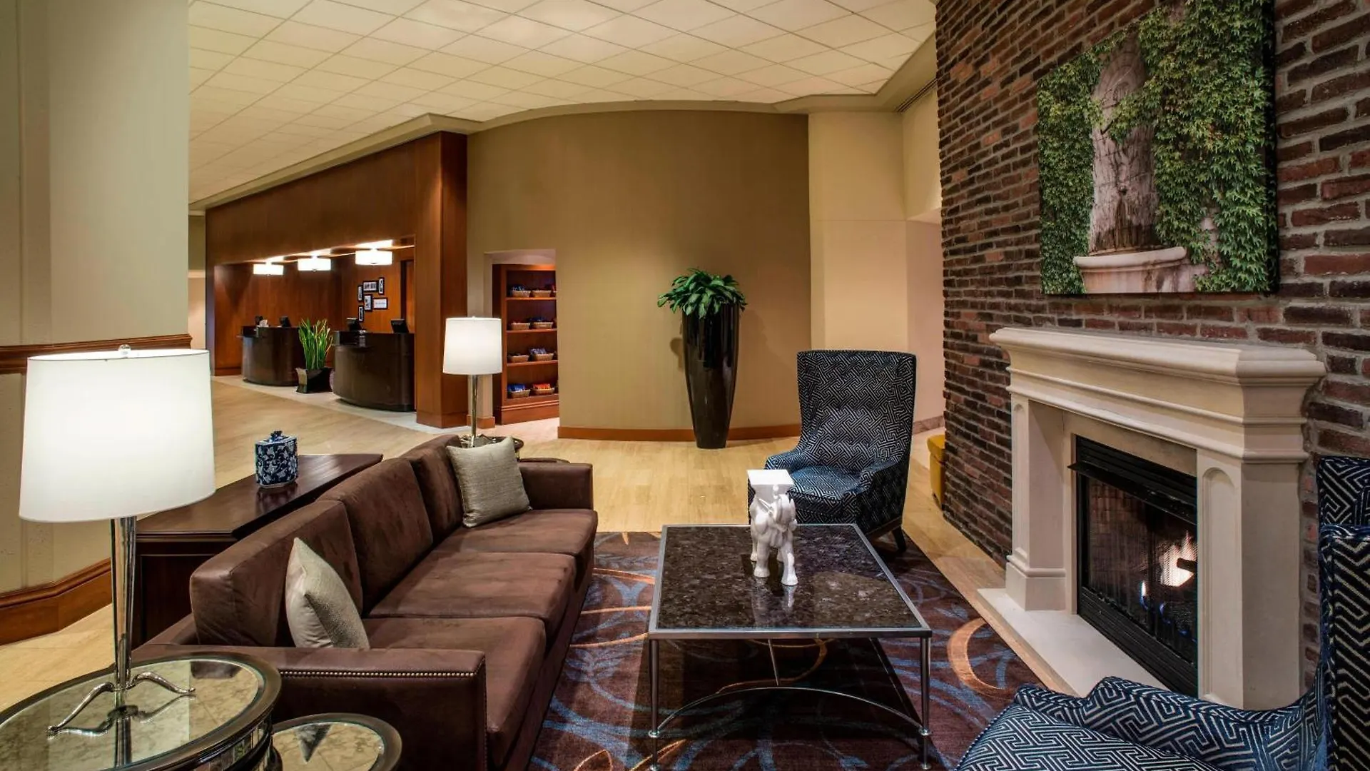 The Plaza Hotel Columbus At Capitol Square location